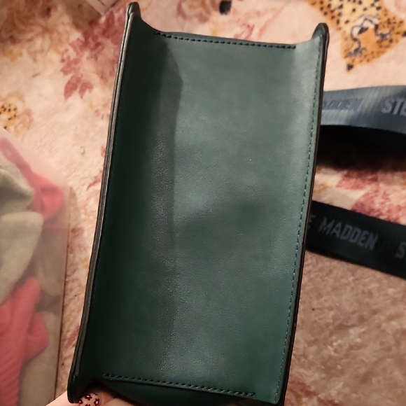 Steve Madden Forest Green Handbag - Picture 6 of 11